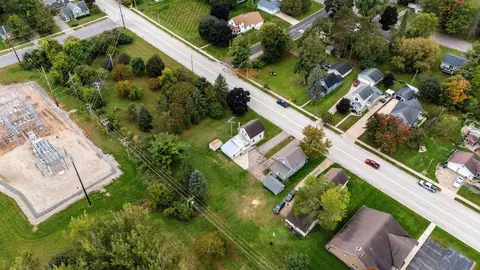 275 S Main St, Iola, WI 54945 photo 41