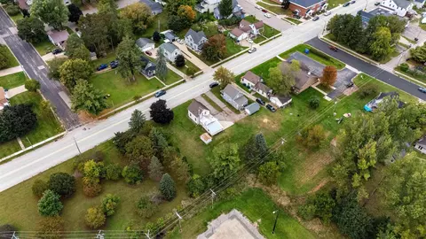 275 S Main St, Iola, WI 54945 photo 40