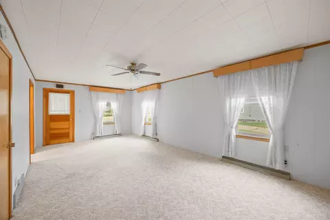 275 S Main St, Iola, WI 54945 photo 13