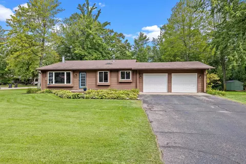 1710 Kevins Dr, Plover, WI 54467
