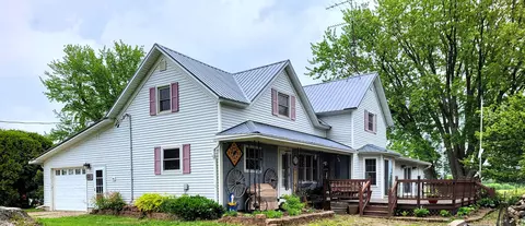 w5168 Lake Road, Greenwood, WI 54437