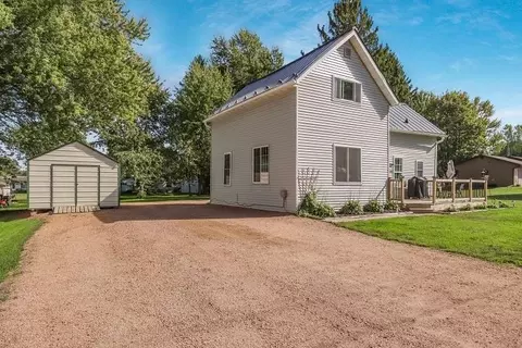 308 S Main St, Loyal, WI 54446