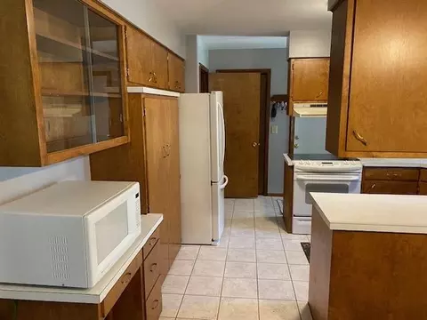 Kitchen - 808 12th St, Mosinee, WI 54455 photo 2 of 5