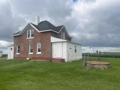4257 Maple Rd, Milladore, WI 54454