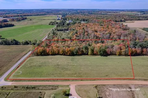 10 N 80 Acres N 72nd Ave, Wausau, WI 54401