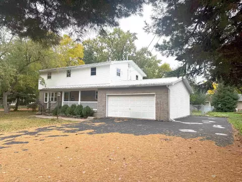 1211 Clermont St, Antigo, WI 54409