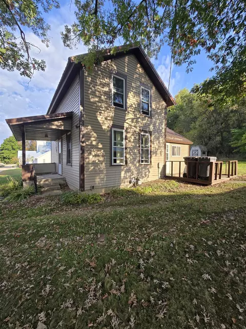 3101 Oak St, Nelsonville, WI 54458