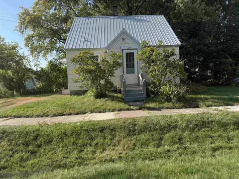 204 N Spruce Ave, Marshfield, WI 54449