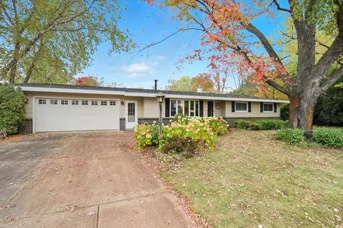 1011 Airport Ave, Wisconsin Rapids, WI 54494