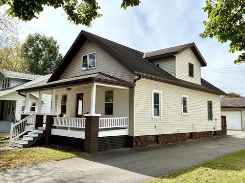 1020 S 8th Ave, Wausau, WI 54401