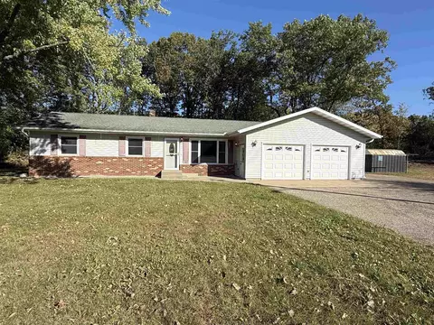 3892 Pauls Ct, Amherst Junction, WI 54407