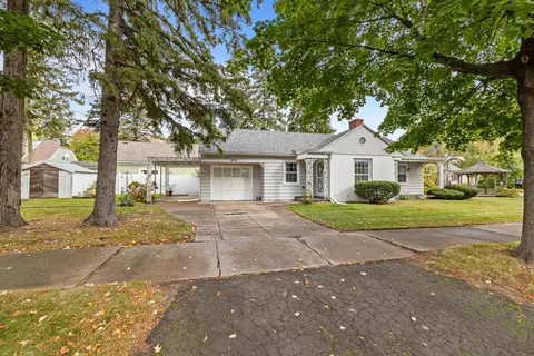 406 Bernard St, Wausau, WI 54403