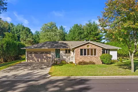 860 Ver Bunker Ave, Port Edwards, WI 54469