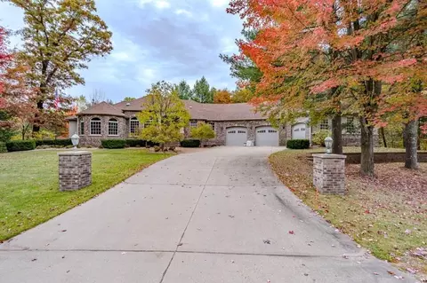 4701 Beaver Dam Rd, Stevens Point, WI 54482