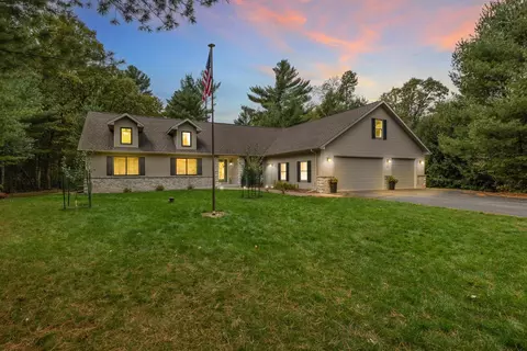 6020 Timber Wolfe Ct, Wisconsin Rapids, WI 54494