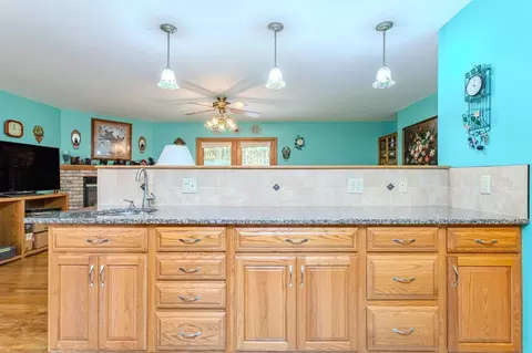 175176 Willow Ln, Hatley, WI 54440 photo 8