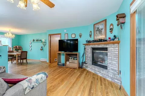 175176 Willow Ln, Hatley, WI 54440 photo 6