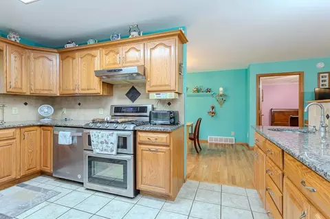 175176 Willow Ln, Hatley, WI 54440 photo 12