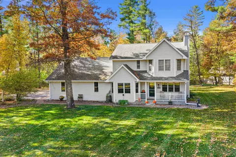 3520 Coach Lantern Dr, Wisconsin Rapids, WI 54494