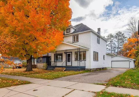 1215 2nd Ave, Antigo, WI 54409