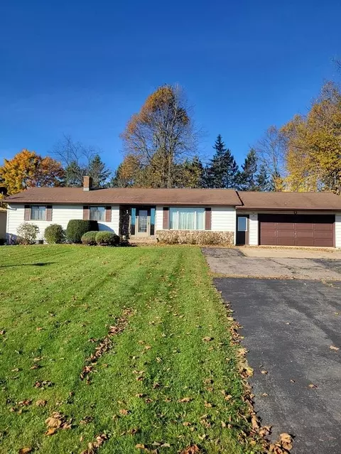 11207 Main St, Hewitt, WI 54441