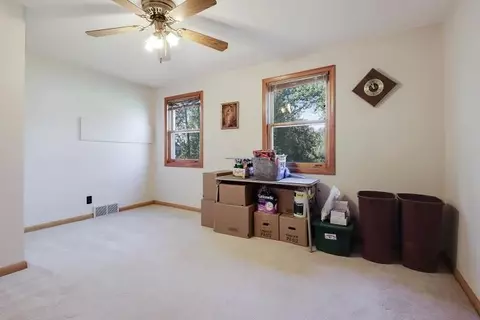 Bedroom - 202480 County Rd E, Marshfield, WI 54449 photo 3 of 3