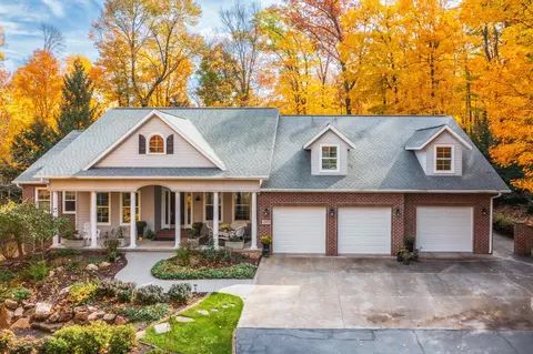226944 Boulder Ridge Cir, Wausau, WI 54401
