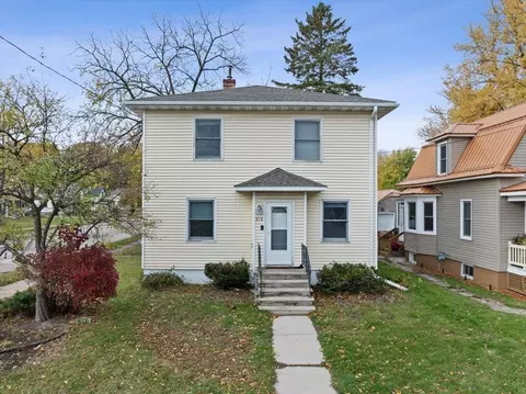 312 S Palmetto Ave, Marshfield, WI 54449