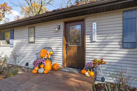 1651 Kingswood Trl, Nekoosa, WI 54457
