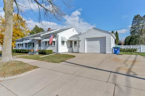 2201 Zimmerman St, Wausau, WI 54403