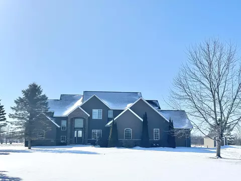 112019 Winterberry Cir, Marshfield, WI 54449