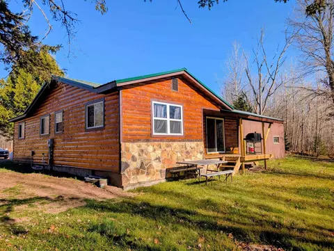 w9285 County Road South, Phillips, WI 54555