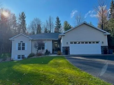 6011 Stettin Dr, Wausau, WI 54401