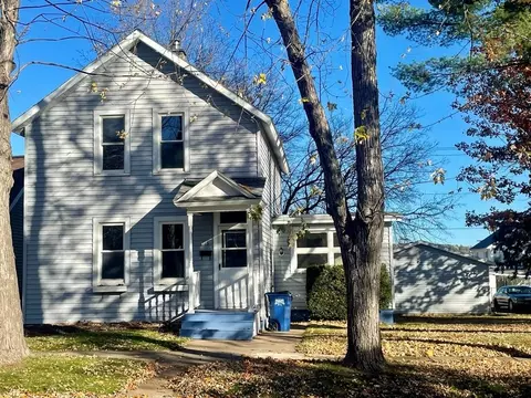 115 N 2nd Ave, Wausau, WI 54401