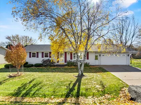 416 E 20th St, Marshfield, WI 54449