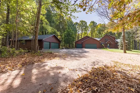 2897 Nick Ave, Kronenwetter, WI 54455