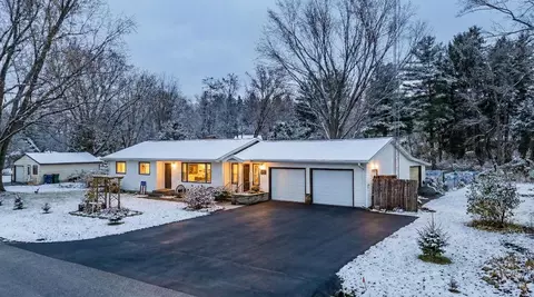 235 School St, Amherst, WI 54406