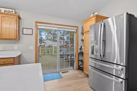 Kitchen - 1412 E 26th St, Marshfield, WI 54449 photo 8 of 8