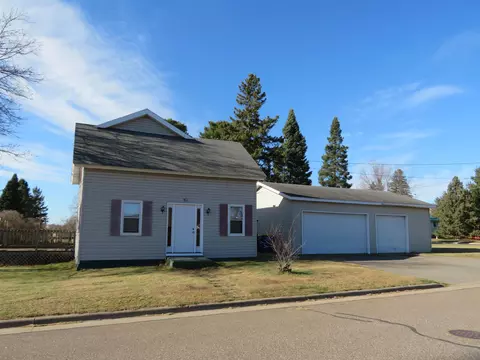 402 S Cooper St, Merrill, WI 54452