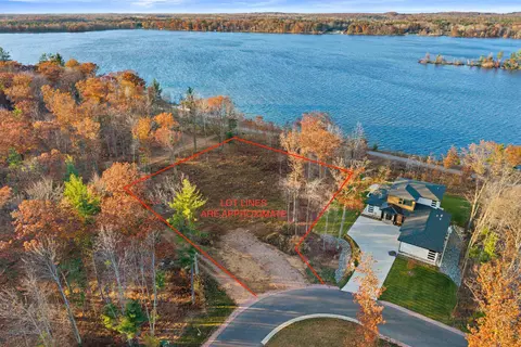 3053 Waterview Dr, Wisconsin Rapids, WI 54494