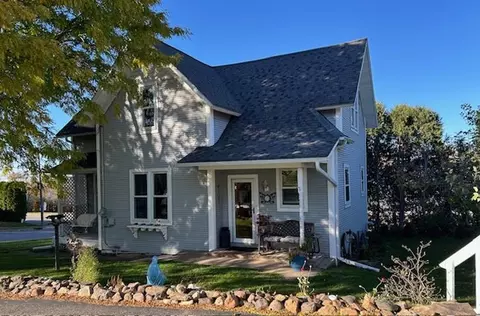 504 Pine St, Marathon, WI 54448