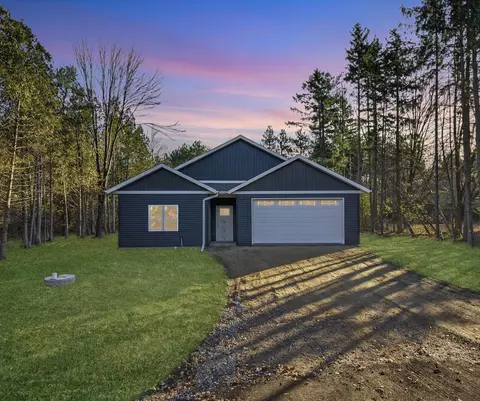 937 Huffman Rd, Wisconsin Rapids, WI 54494