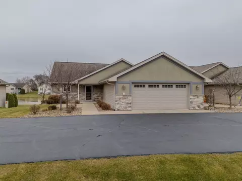 2219 Bryce Ln, Kronenwetter, WI 54455