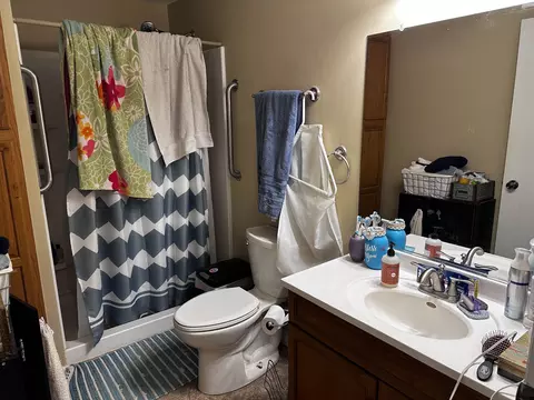 Bath - 218 E Calumet St, Appleton, WI 54915 photo 1 of 2