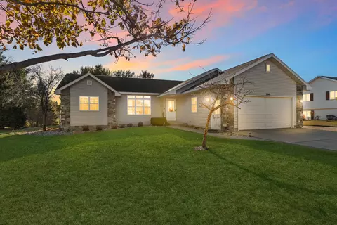 3041 Lexington Pl, Plover, WI 54467