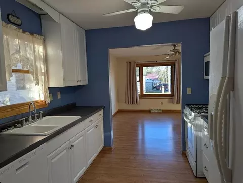 Kitchen - 185 Shaw St, Phillips, WI 54555 photo 1 of 4