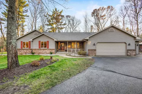 5892 Sarah Cir, Wisconsin Rapids, WI 54494