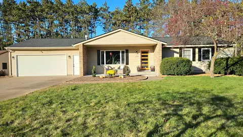 1231 Spruce Dr, Plover, WI 54467