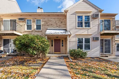 6710 Park Ridge Dr, Madison, WI 53719
