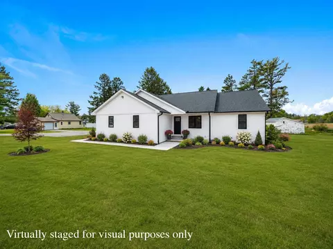 340 Second St, Rosholt, WI 54473